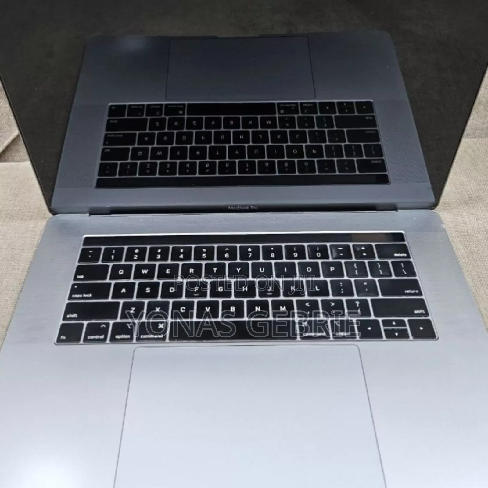 New Laptop Apple MacBook Pro 2019 16GB Intel Core i9 SSD 512GB