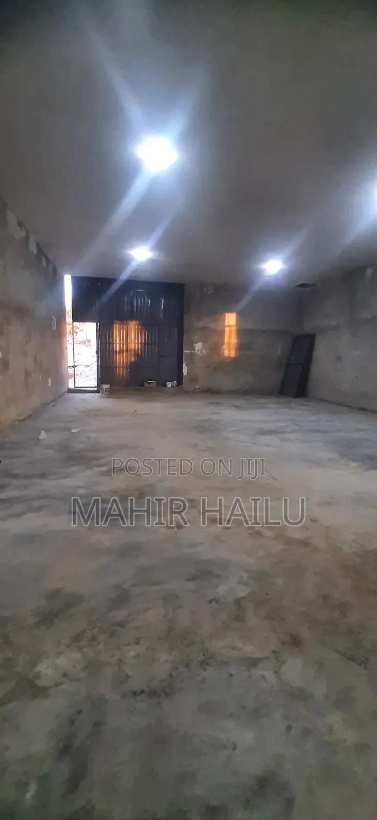 ለመጋዘን ለወርክ ሾፕ ይከራያል