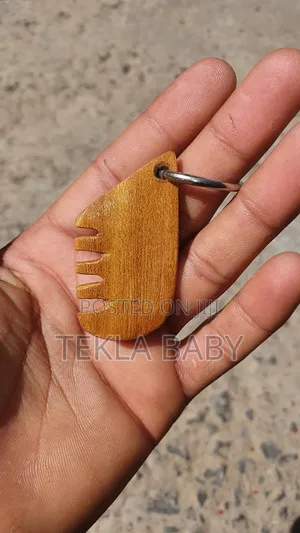 Wood Key Chain's (የቁልፍ ማንጠልጠያ)