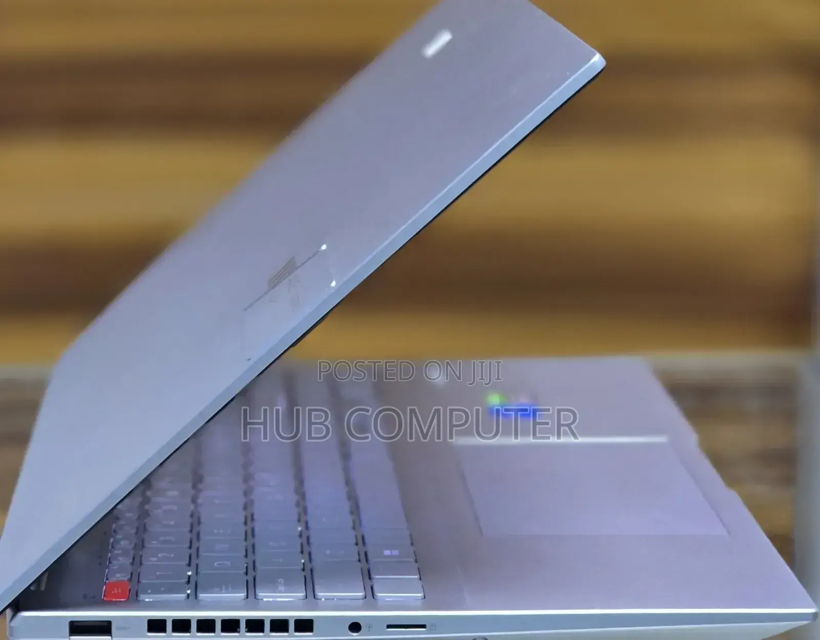 New Laptop Asus VivoBook 15 X505BA 16GB Intel Core I7 SSD 512GB