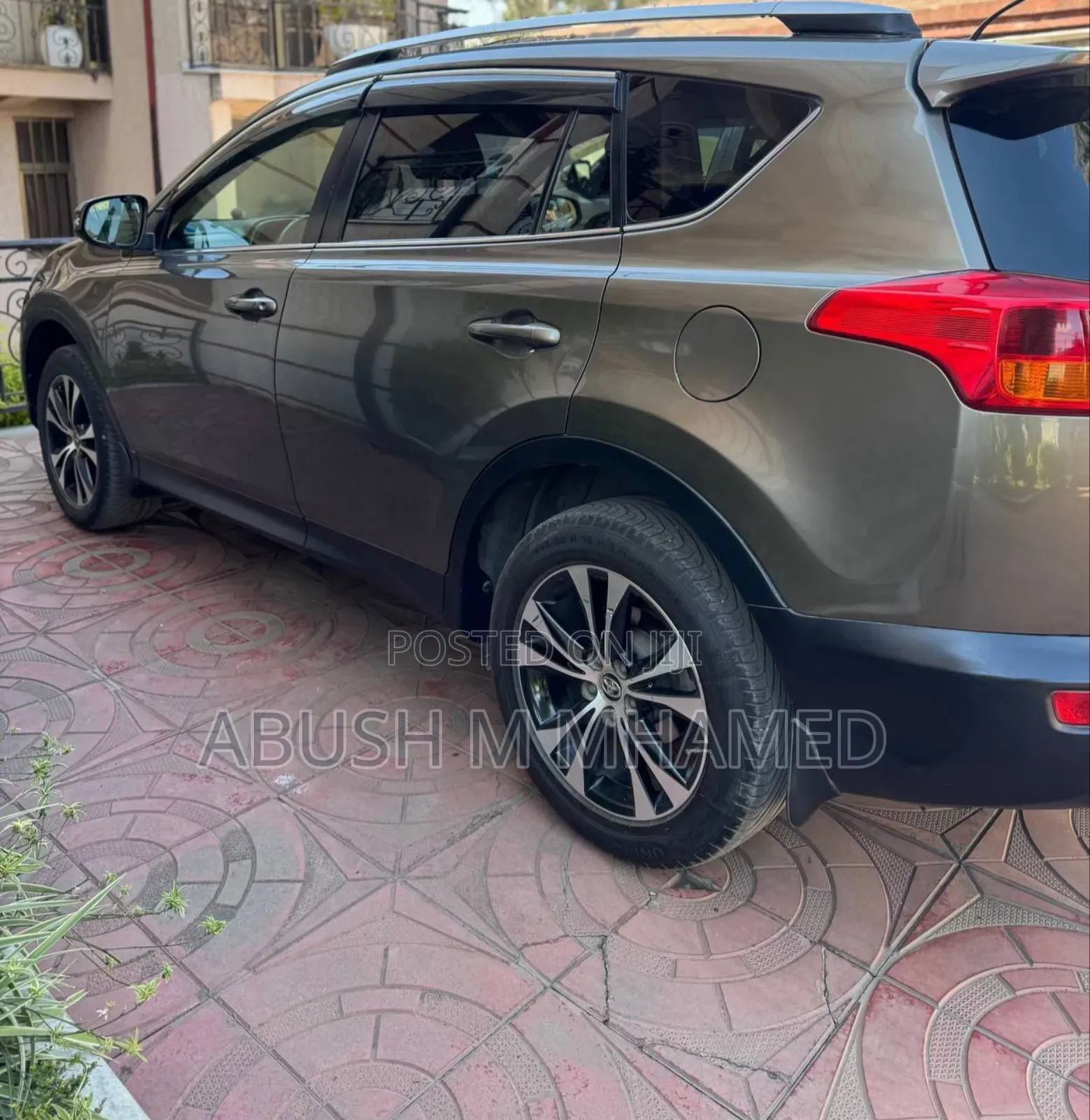 Toyota RAV4 2015 Brown