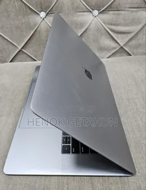 New Laptop Apple MacBook Pro 2019 16GB Intel Core I9 SSD 512GB