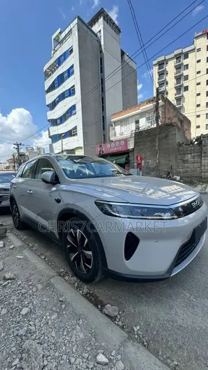 BYD Song Plus 2025 Gold