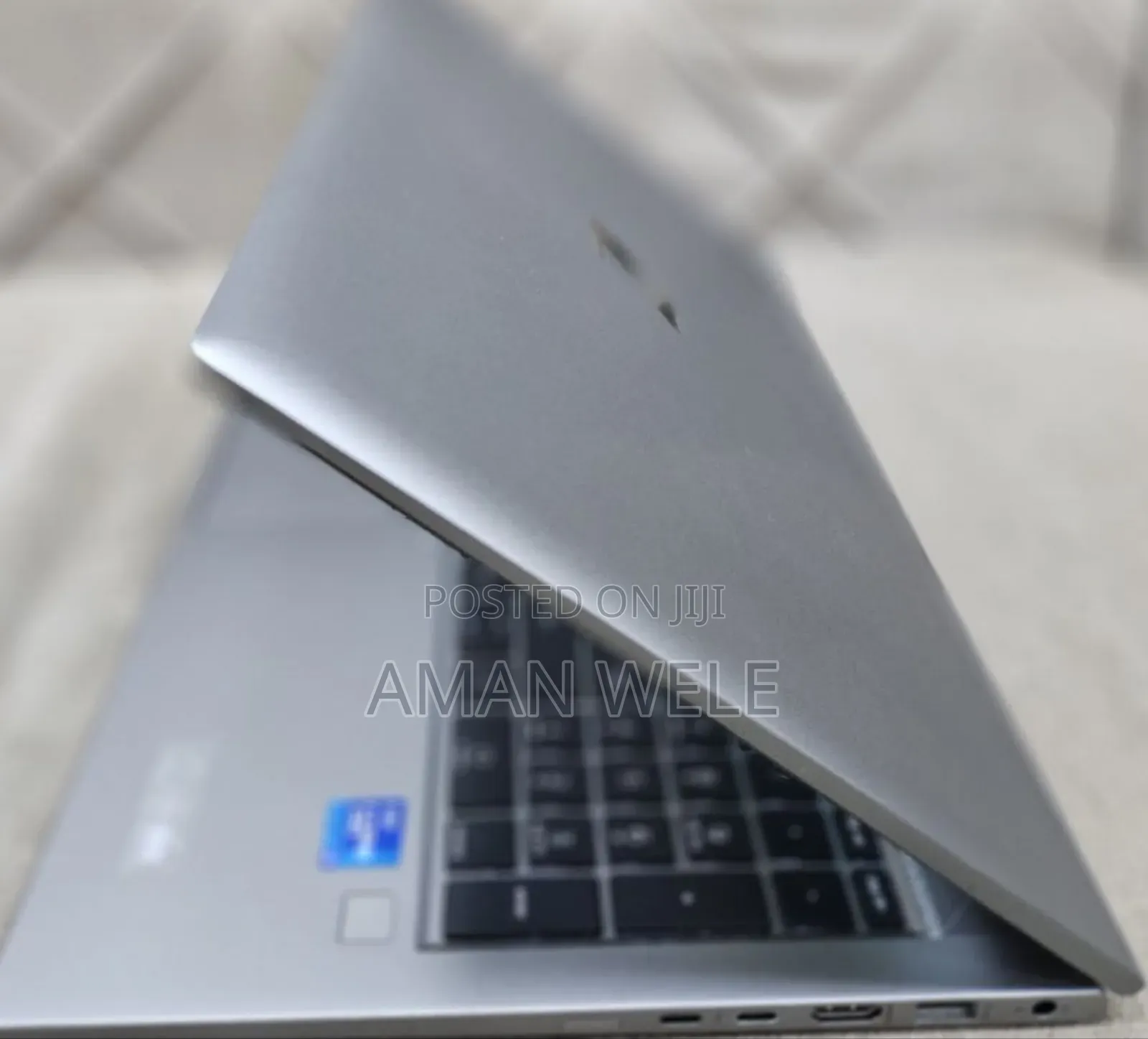 New Laptop HP ZBook Firefly G8 16GB Intel Core I7 SSD 1T