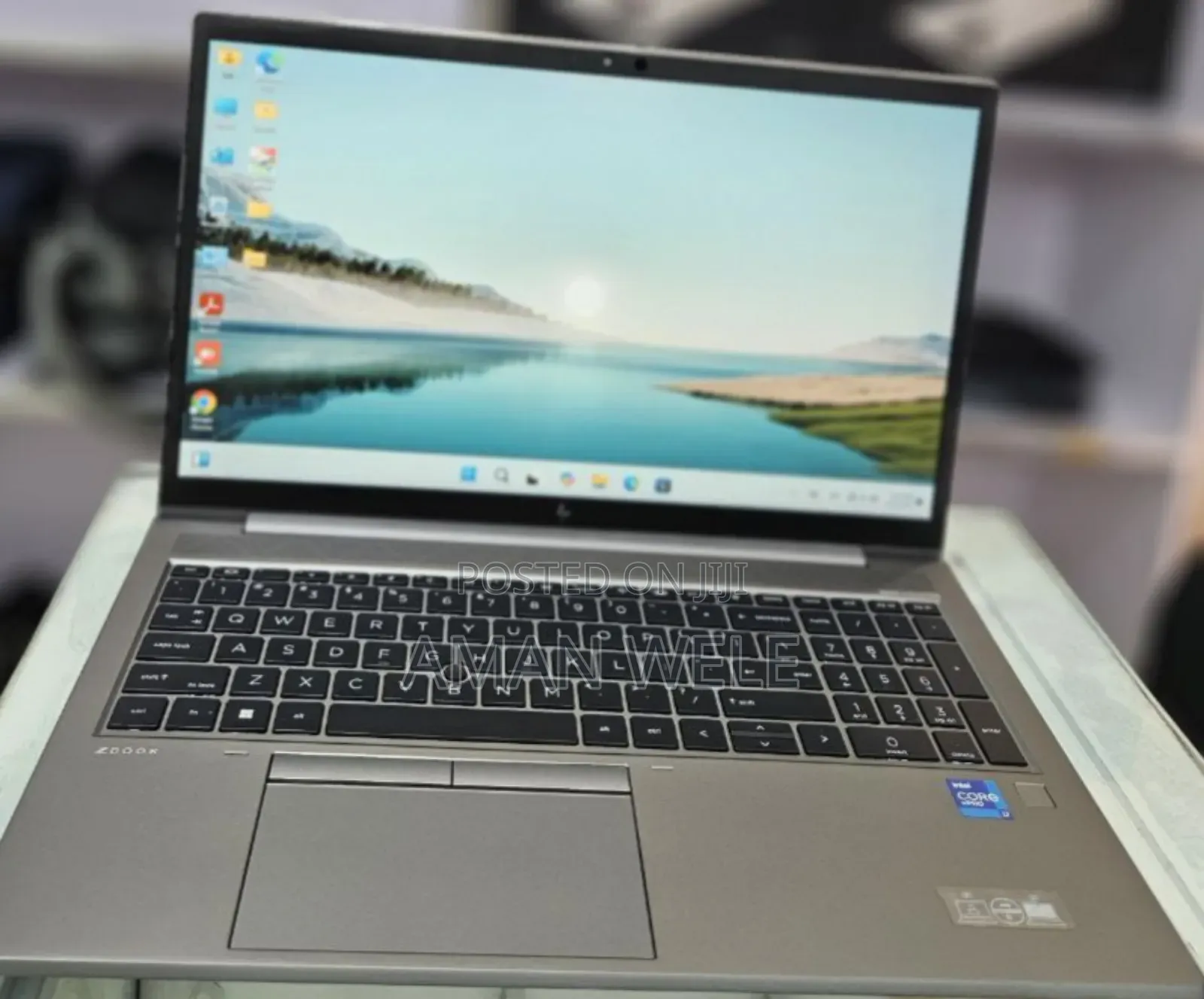 New Laptop HP ZBook Firefly G8 16GB Intel Core I7 SSD 1T