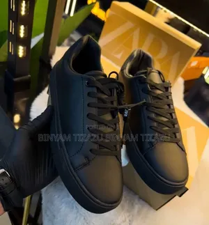 Photo - Zara Triple Black