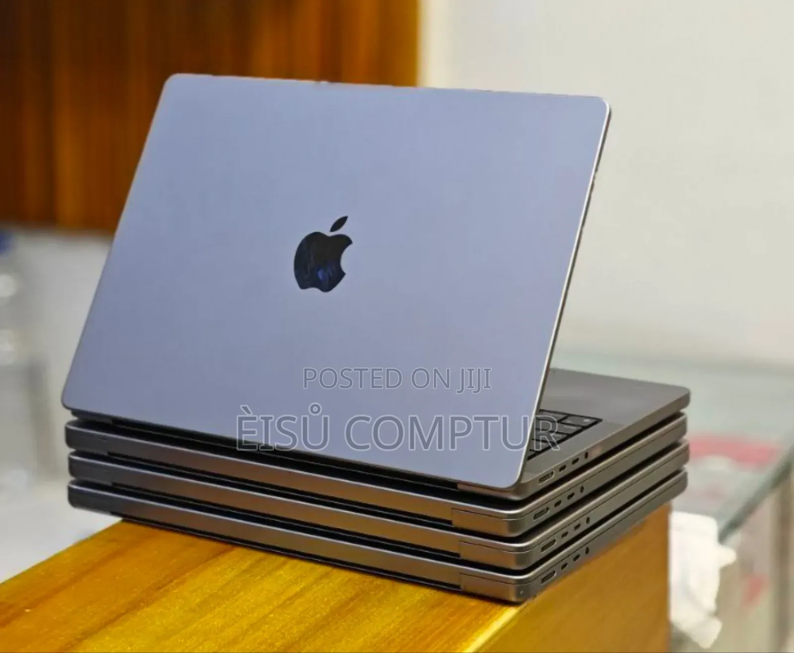 New Laptop Apple MacBook Pro M1 32GB Apple M1 Max SSD 512GB