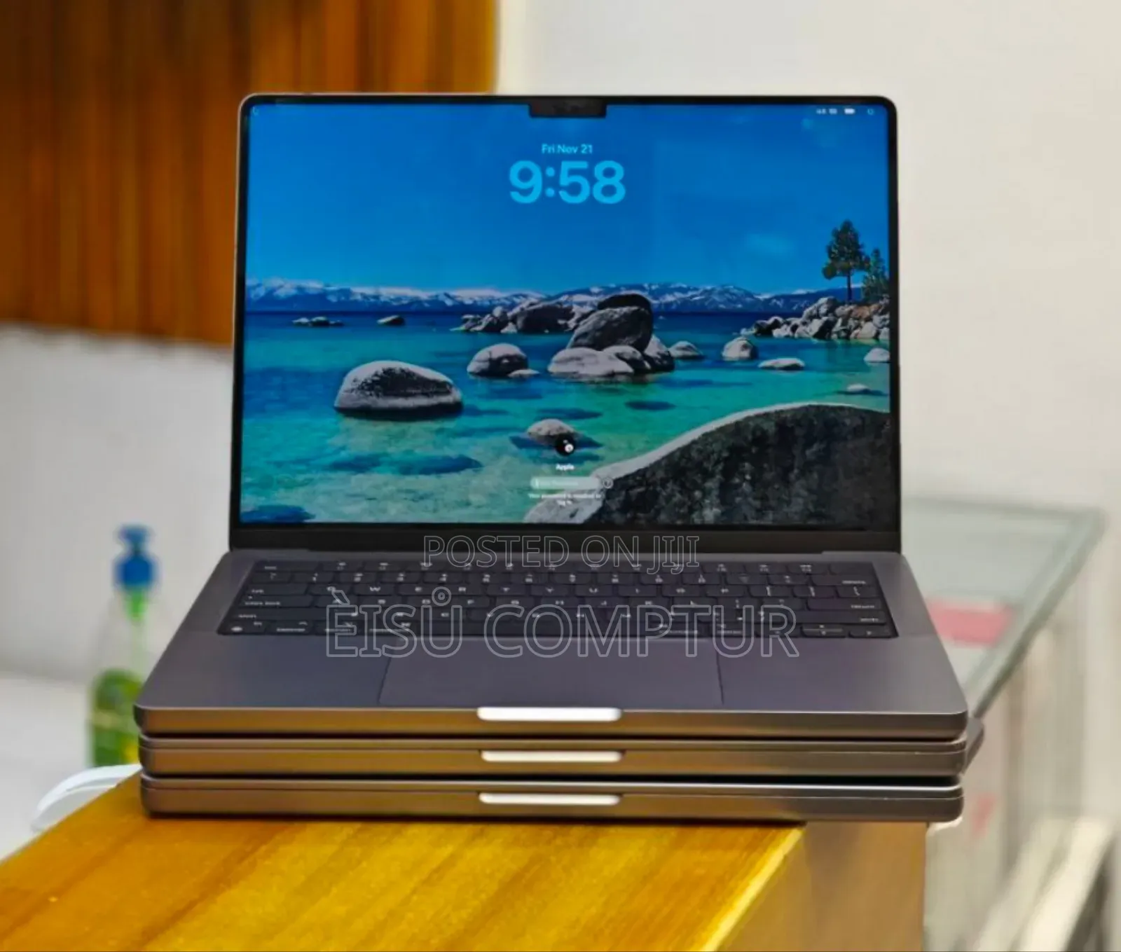 New Laptop Apple MacBook Pro M1 32GB Apple M1 Max SSD 512GB