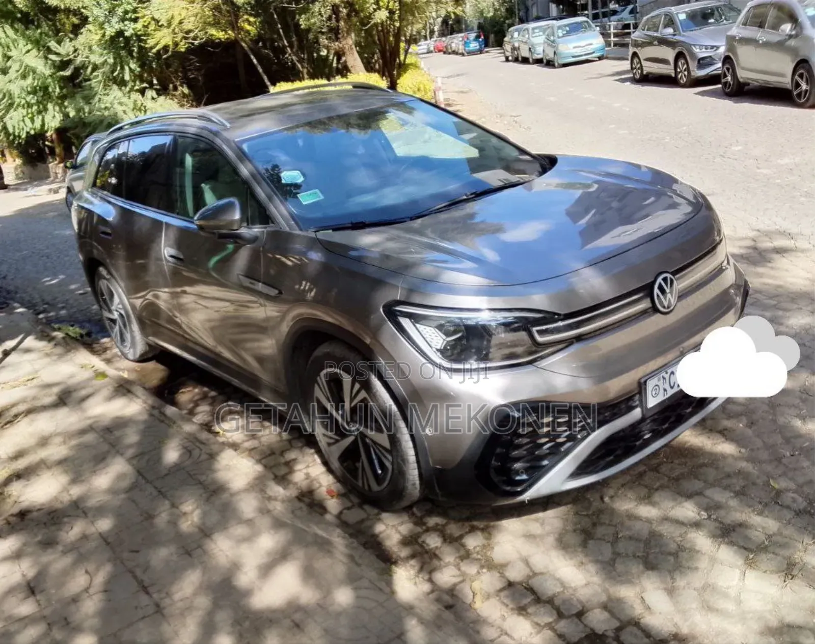 Volkswagen ID.6 2023 Gold