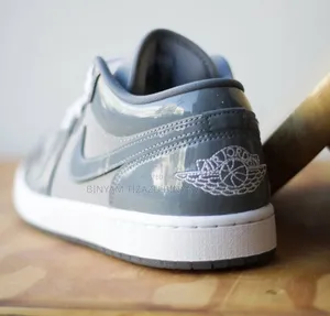 Air Jordan 1 Low Patent