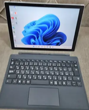 New Laptop Microsoft Surface Pro 7 16GB Intel Core I7 SSD 512GB