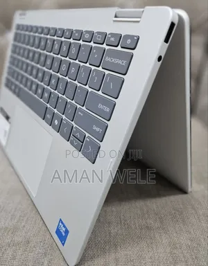 New Laptop HP OmniBook 5 Flip 16GB Intel Core I7 SSD 1T