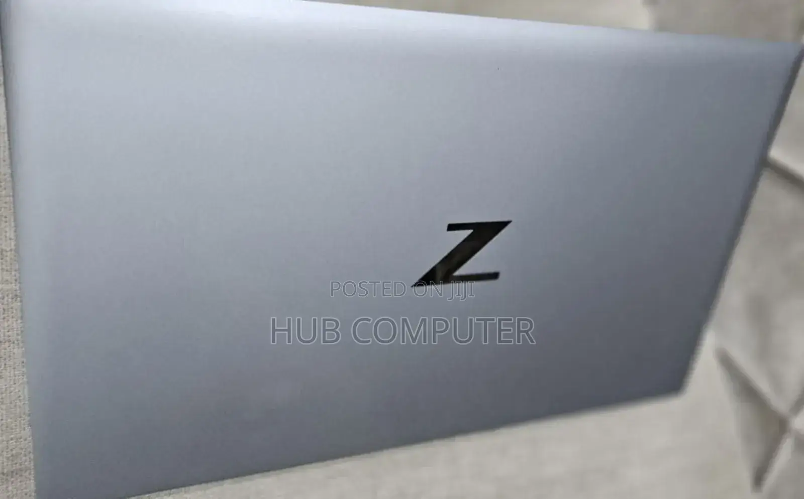 New Laptop HP ZBook Firefly G8 16GB Intel Core I7 SSD 1T