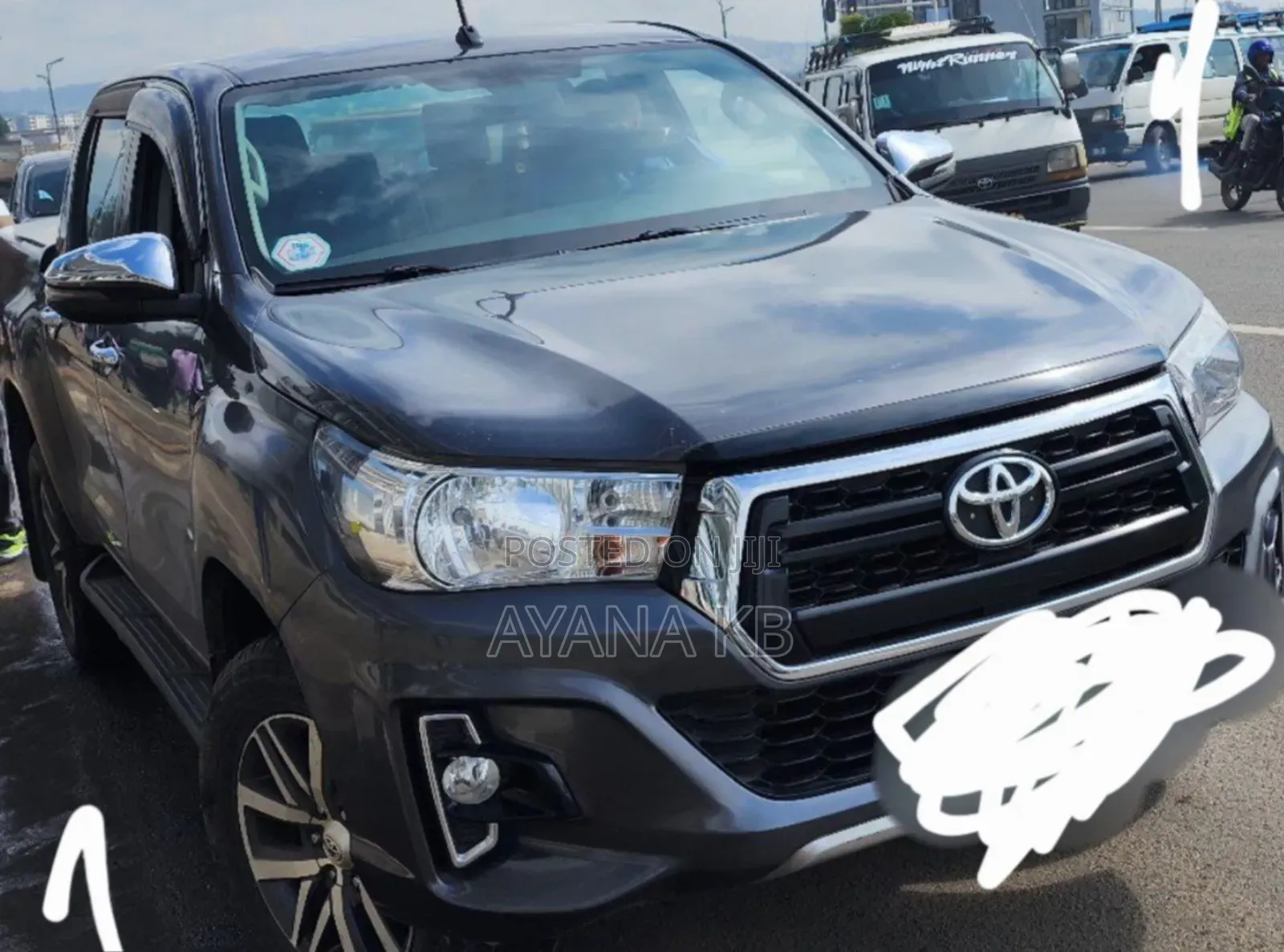 Toyota Hilux 2020 Gray