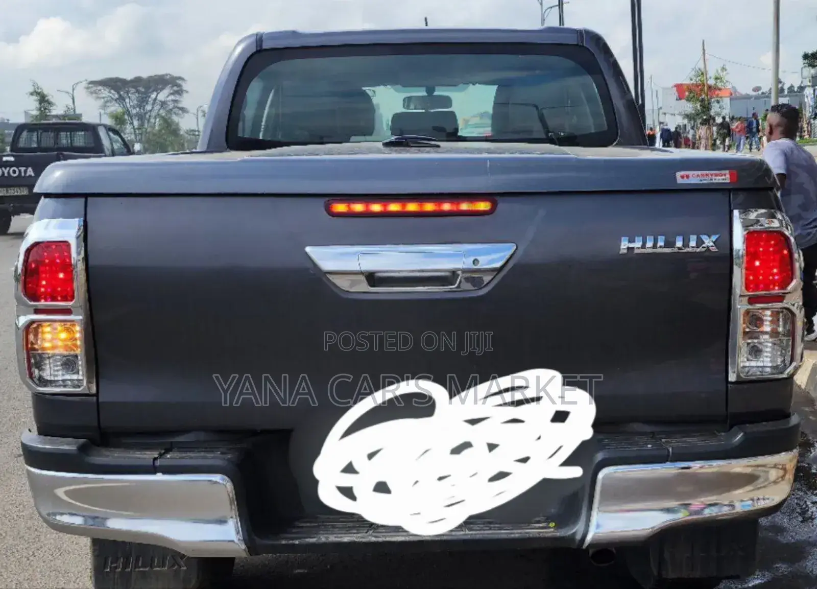 Toyota Hilux 2020 Gray