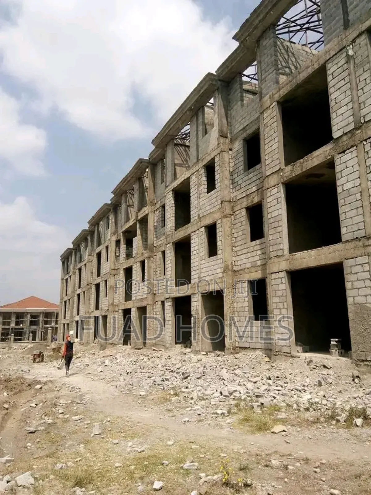 3bdrm Townhouse/Terrace in Metro Estate, Bole for sale