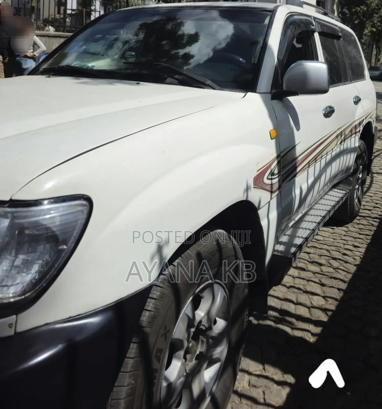 Toyota Land Cruiser 2005 White