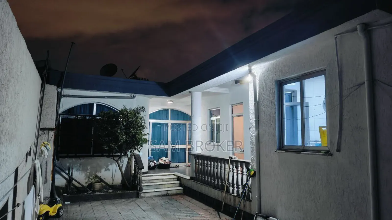 Furnished 2bdrm Villa in Yeka for sale