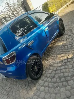 Toyota Vitz 2001 Blue