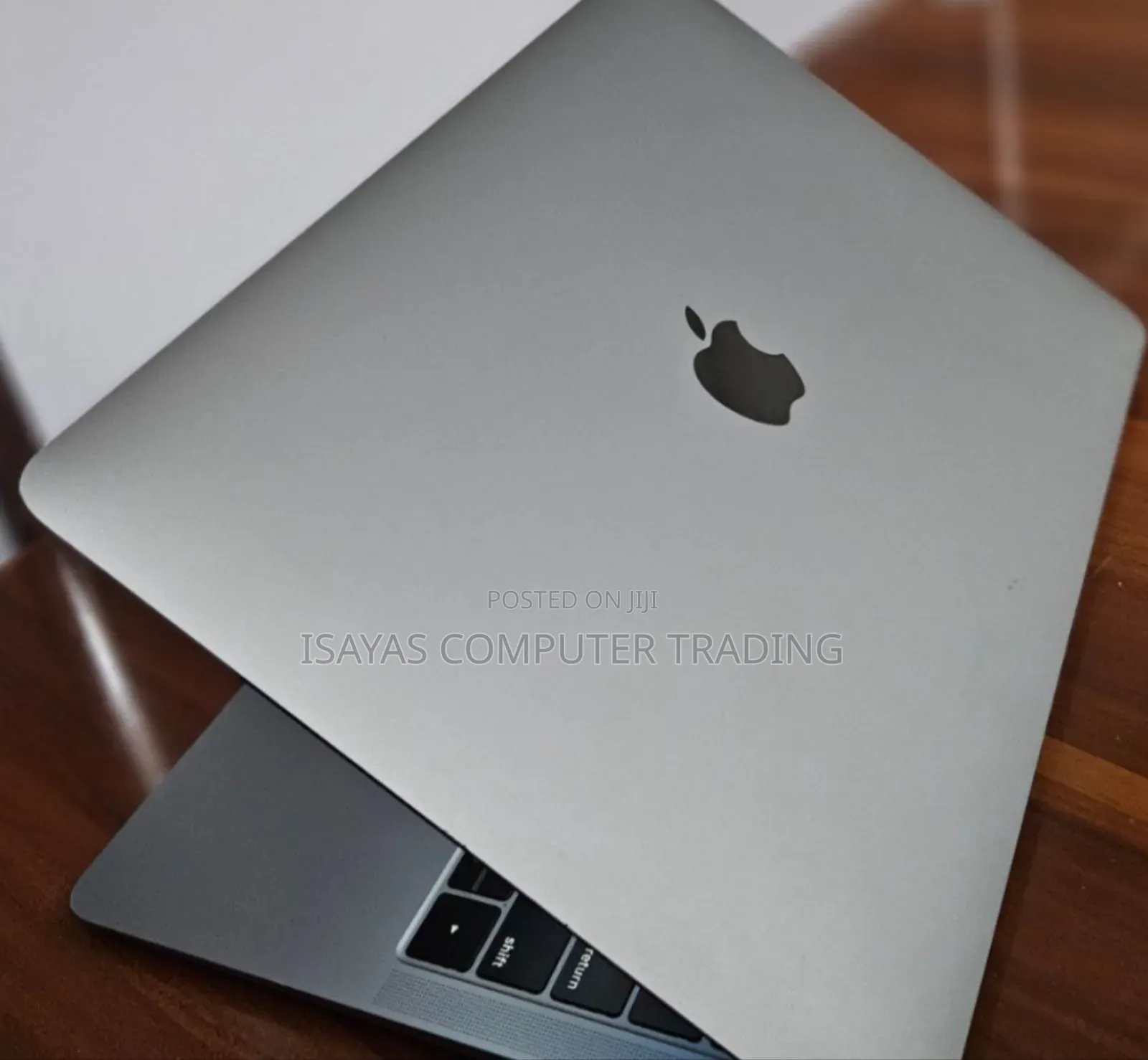 New Laptop Apple MacBook Pro 2019 8GB Intel Core I5 SSD 128GB