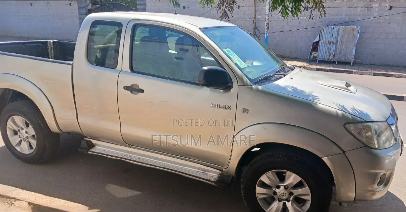 Toyota Hilux 2010 Silver