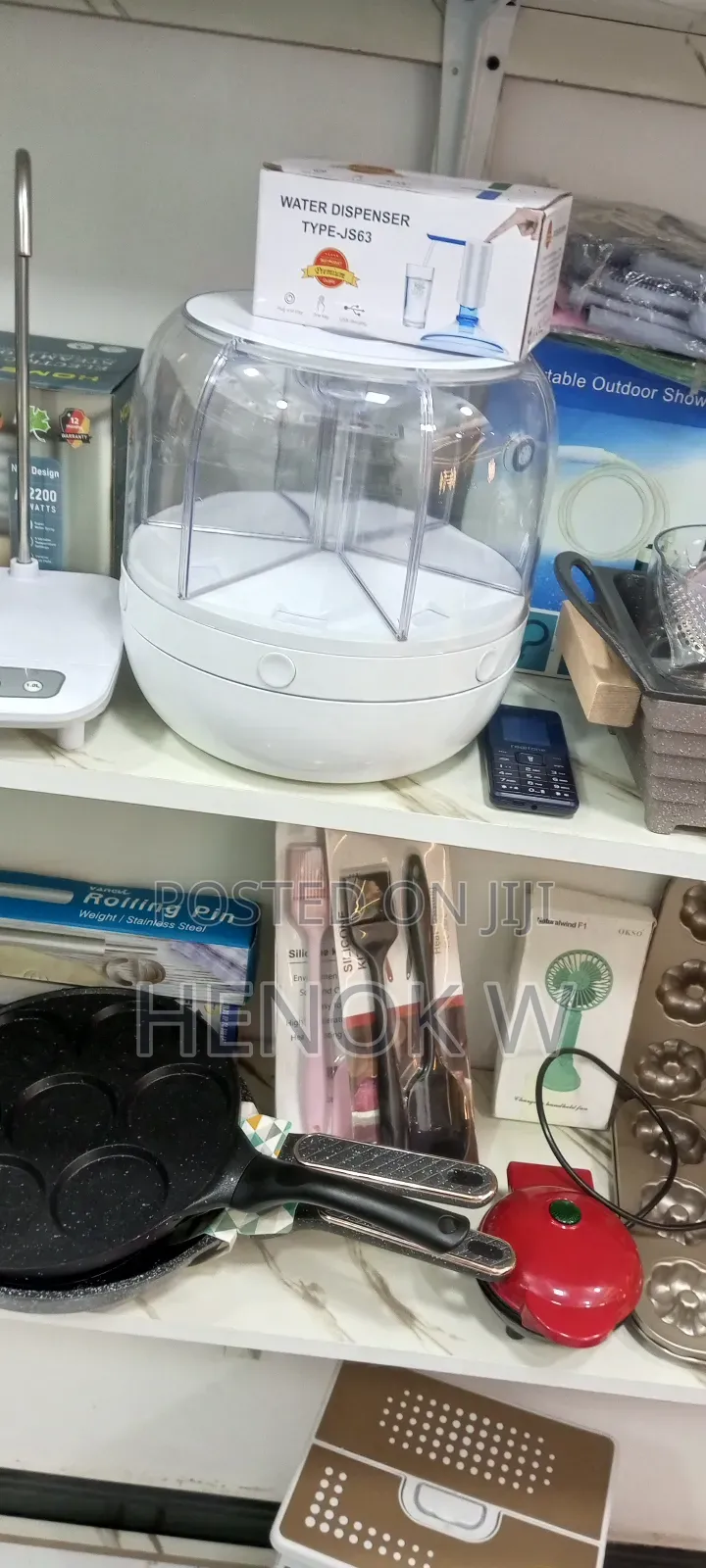 360° Rotating Grain Dispenser