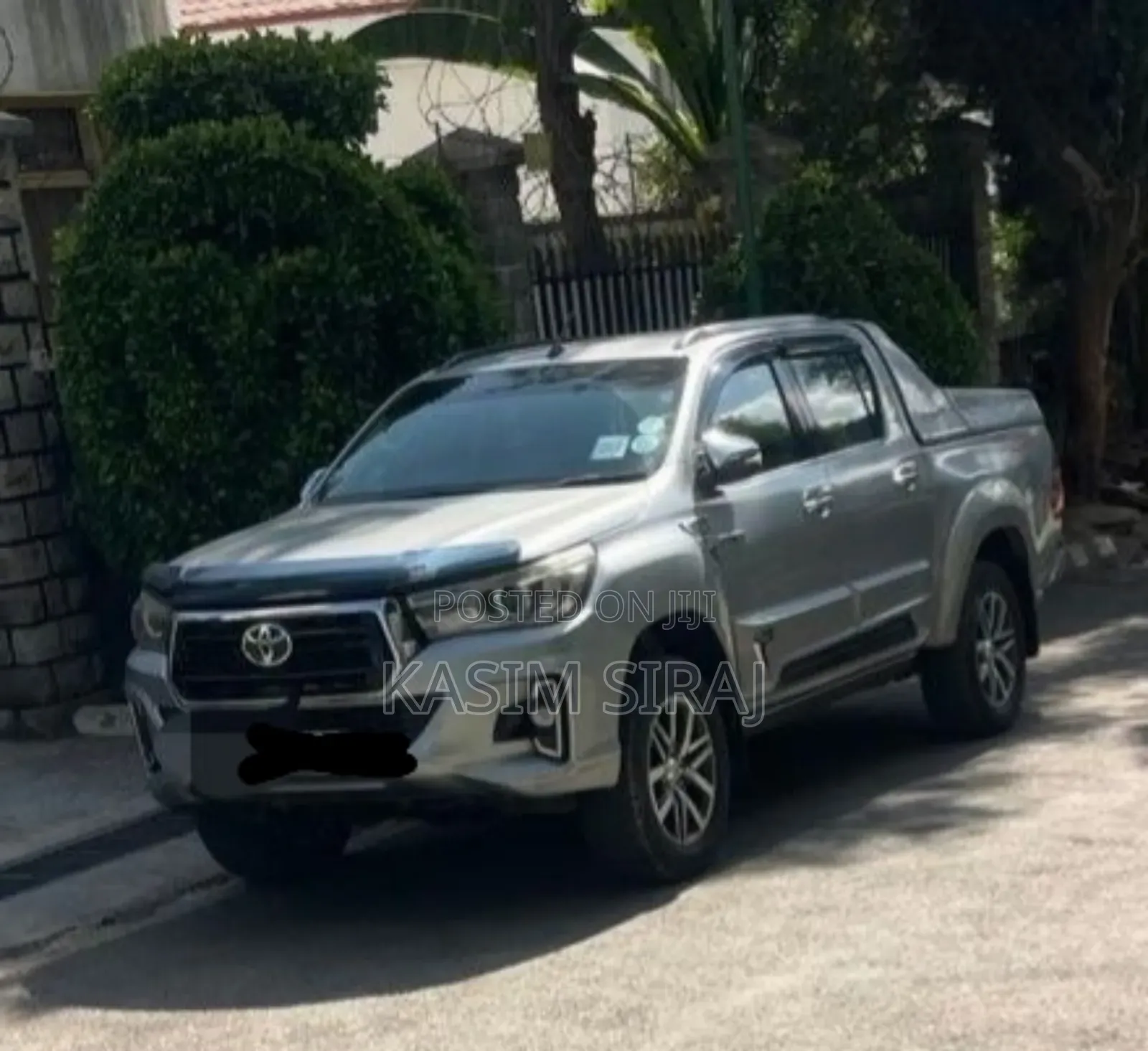 Toyota Hilux Revo Double Cab Deisel 2.4 AWD 2018 Silver