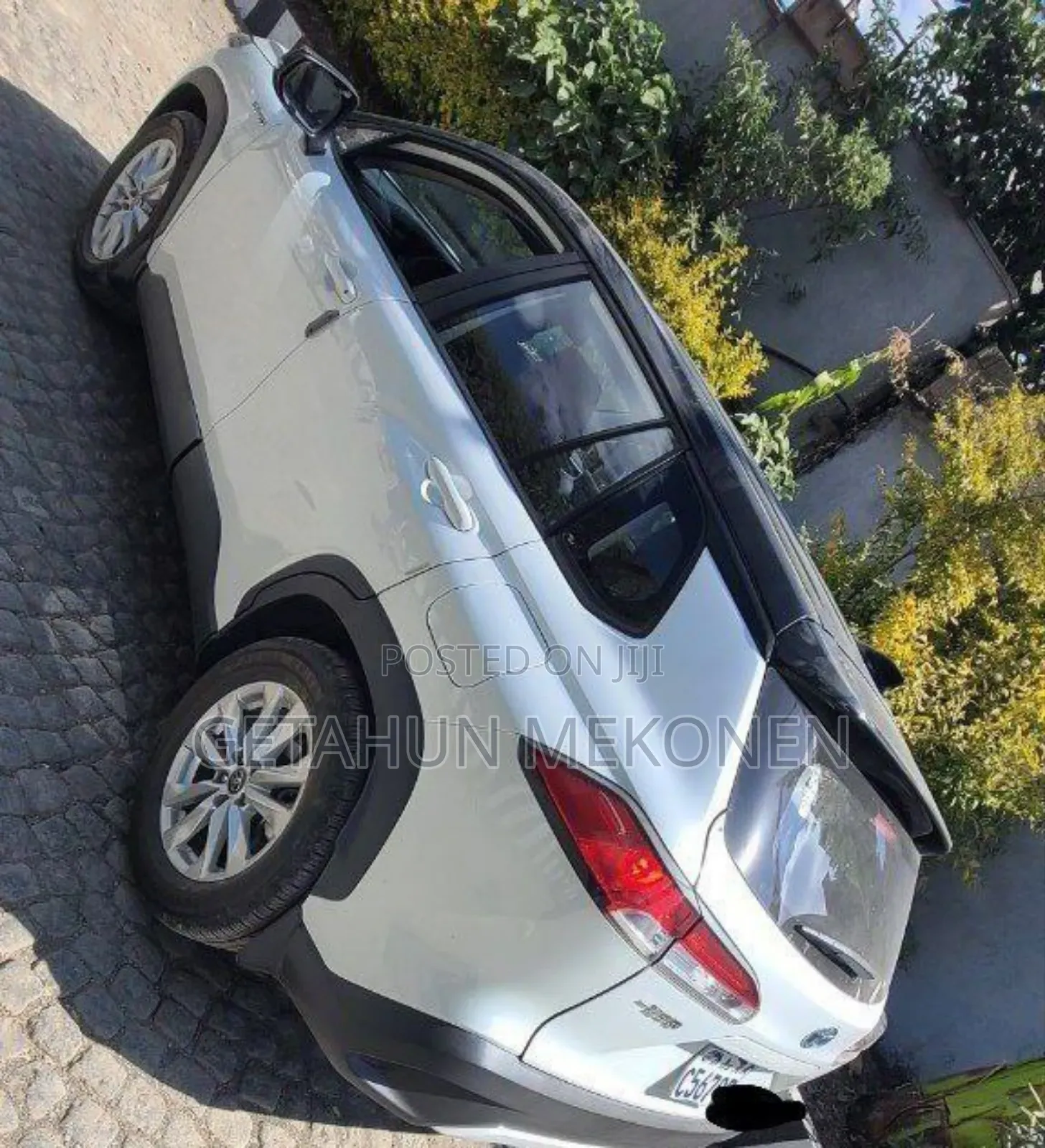 Toyota Corolla Cross Hybrid 2025 White