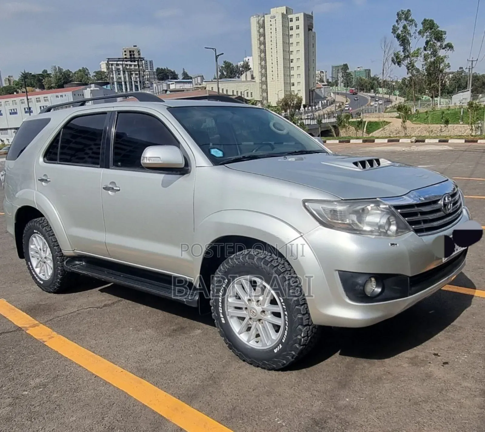 Toyota Fortuner 2013 Silver