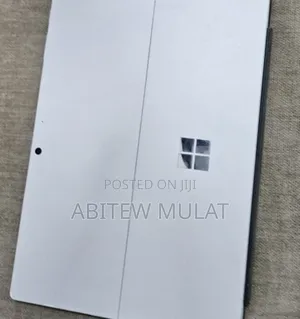 New Laptop Microsoft Surface Pro 6 8GB Intel Core I7 SSD 256GB