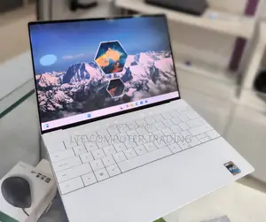 New Laptop Dell XPS 13 16GB Intel Core I7 SSD 512GB
