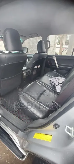 Toyota Land Cruiser Prado 2013 Silver