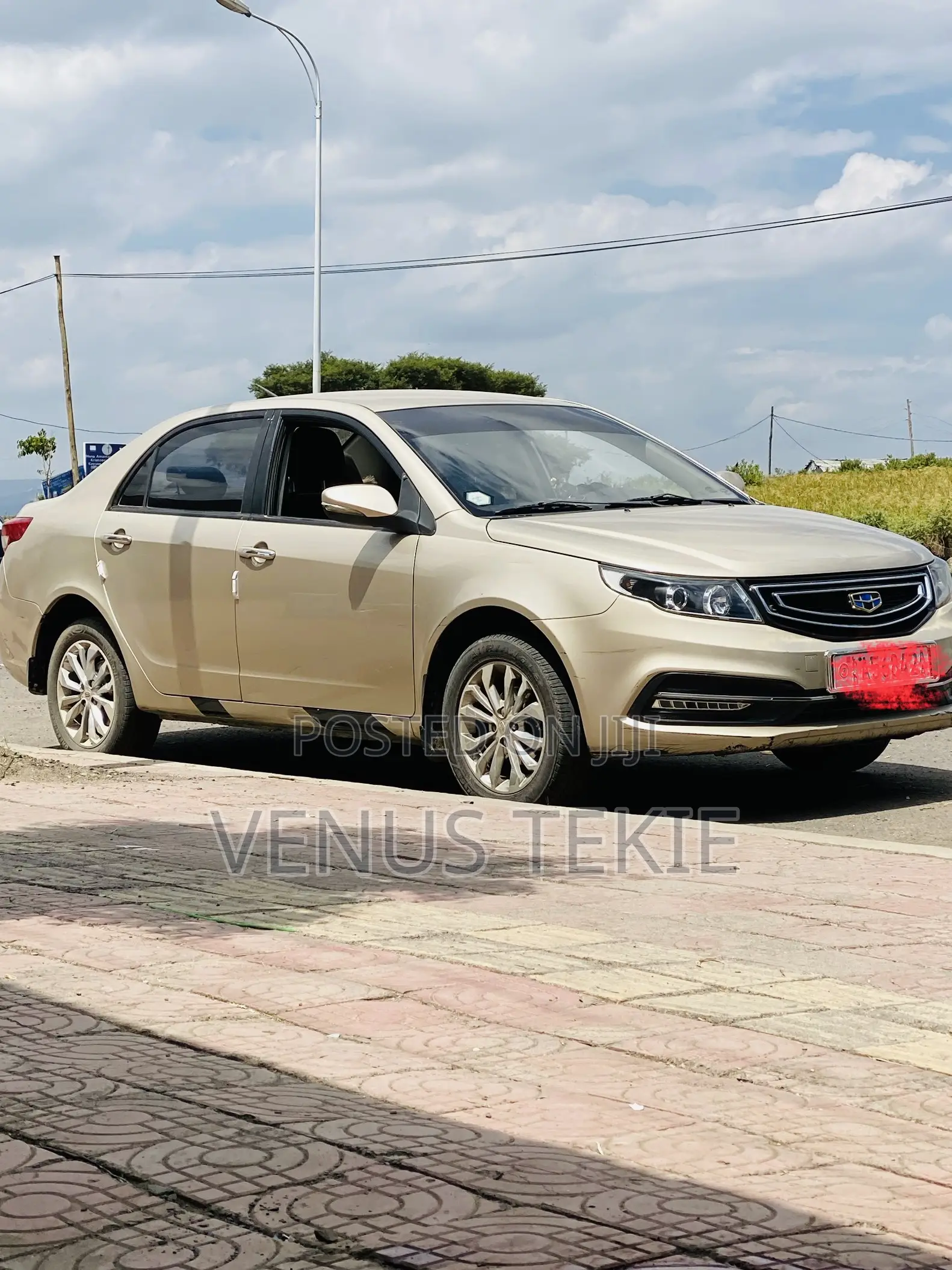 Geely Emgrand EC7 Sedan 1.5 Comfort 2017 Gold