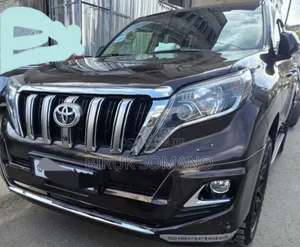 Toyota Land Cruiser 2017 Brown