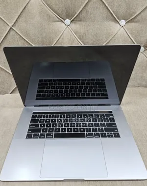 New Laptop Apple MacBook Pro 2019 16GB Intel Core I9 SSD 512GB