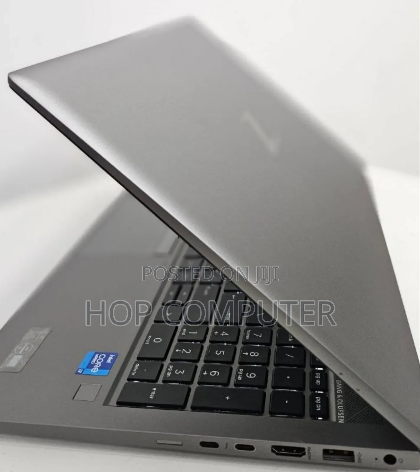 New Laptop HP ZBook Firefly G8 16GB Intel Core I7 SSD 1T