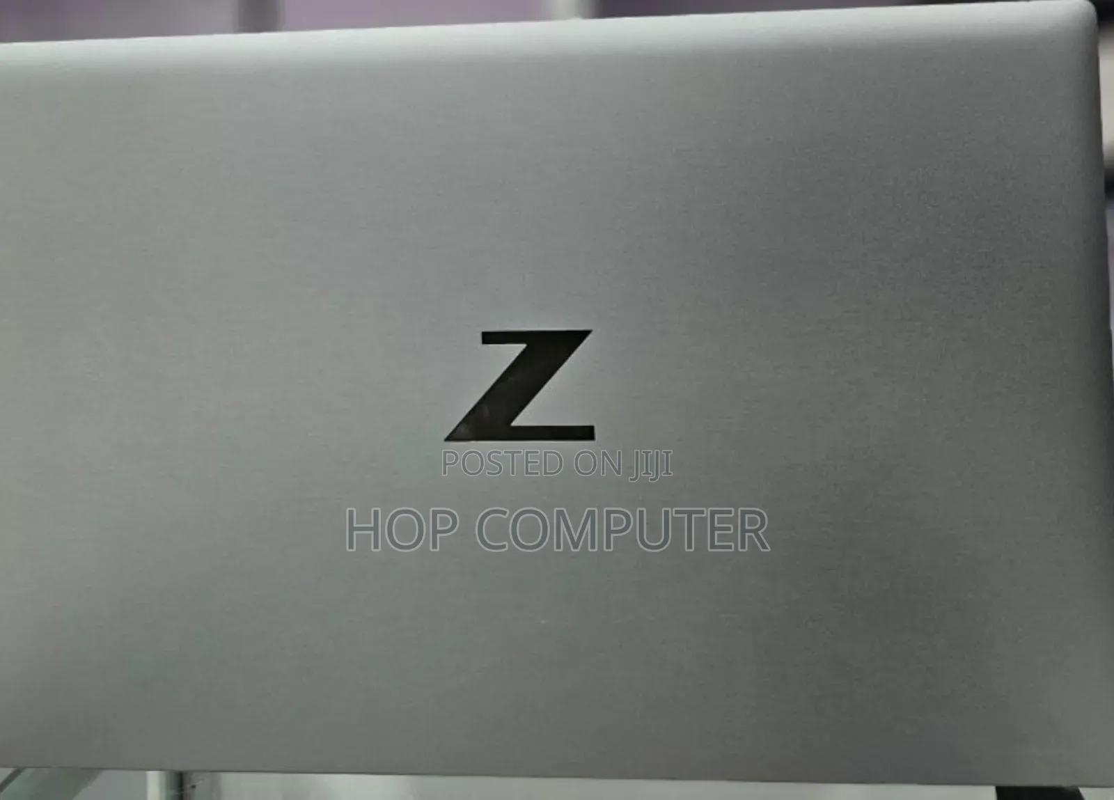 New Laptop HP ZBook Firefly G8 16GB Intel Core I7 SSD 512GB