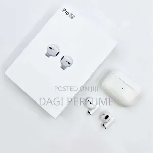 Photo - P9headset and Pro 5s Airpod Packages