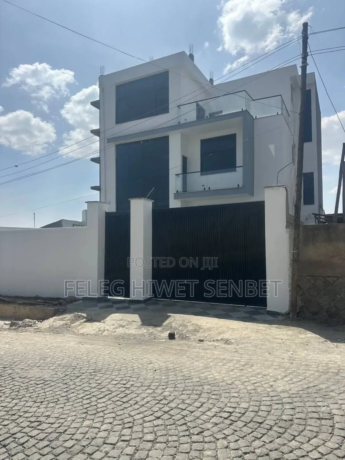 Furnished 6bdrm House in አአ, Bole for sale