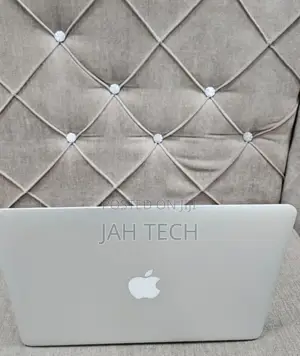 New Laptop Apple MacBook Pro 2014 8GB Intel Core I5 SSD 128GB