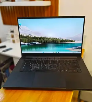 New Laptop Razer Blade 16GB Intel Core I7 SSD 1T