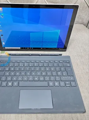 New Laptop Microsoft Surface Pro 7 16GB Intel Core I7 SSD 256GB