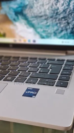 New Laptop HP EliteBook 840 G9 16GB Intel Core I5 SSD 512GB