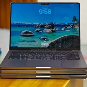 New Laptop Apple MacBook Pro M1 32GB Apple M1 Pro SSD 512GB