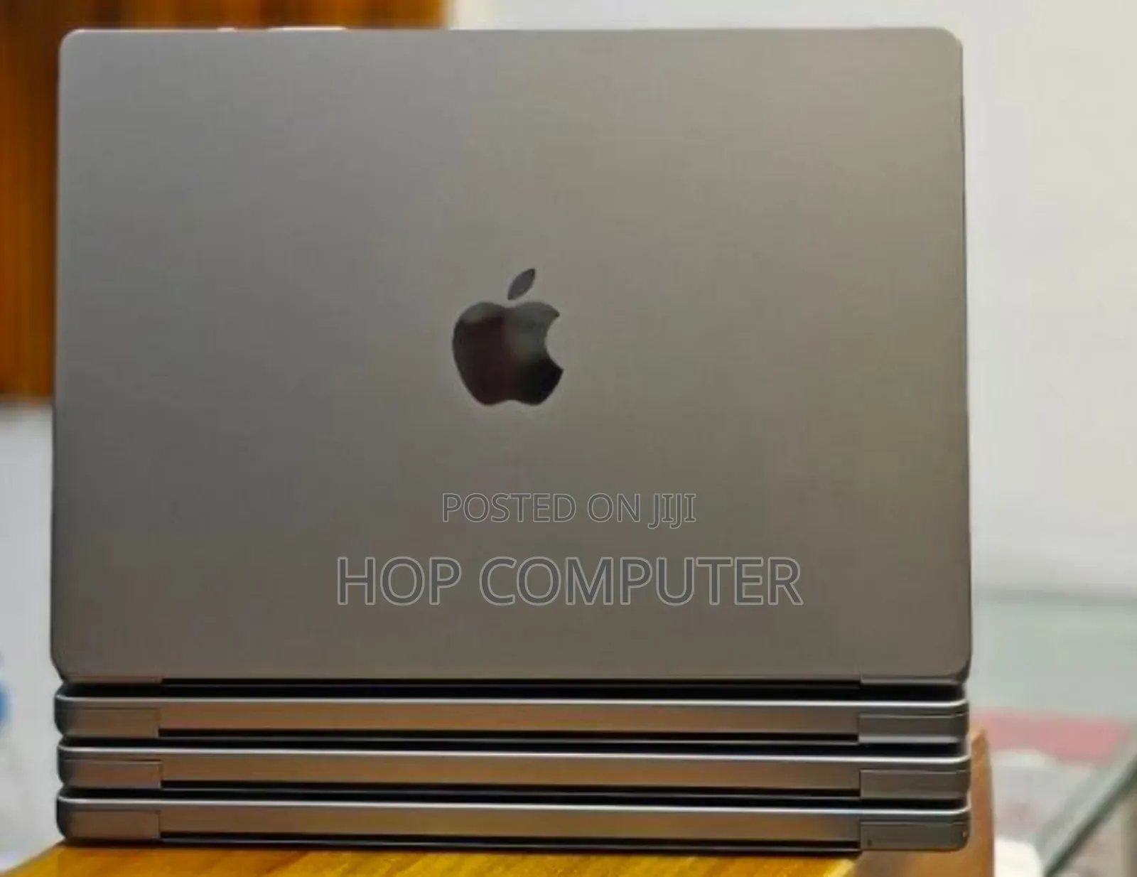 New Laptop Apple MacBook Pro M1 32GB Apple M1 Pro SSD 512GB