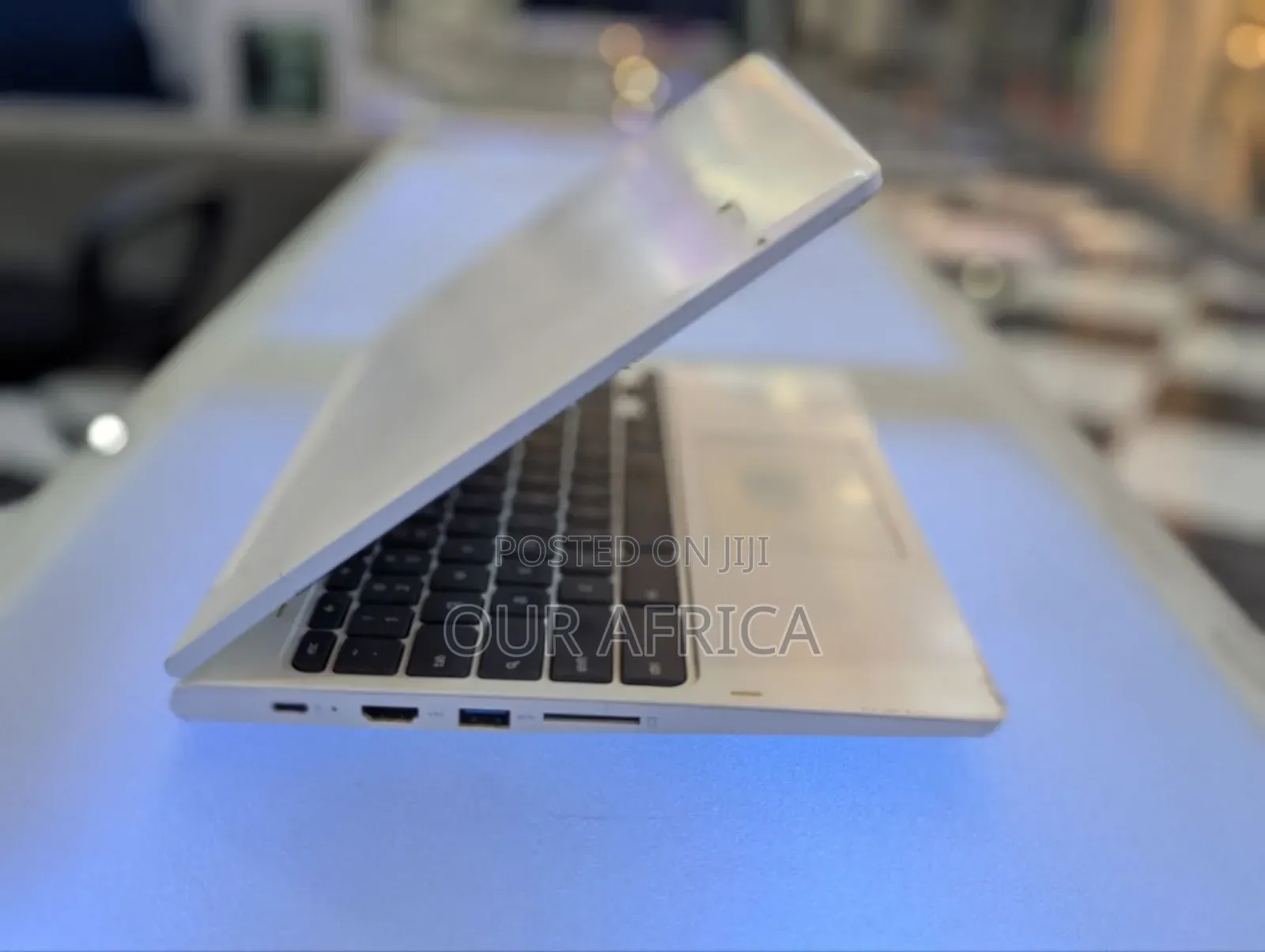 Laptop Lenovo Chromebook C330 4GB Intel Celeron SSD 32GB