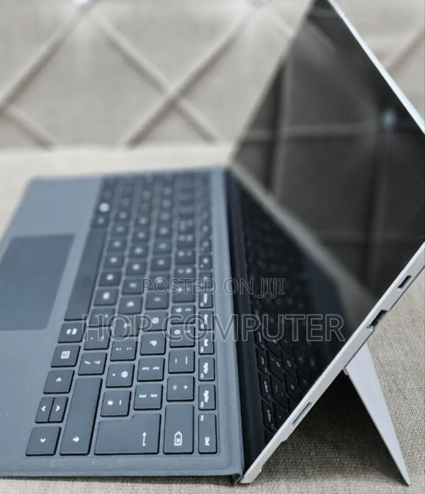 New Laptop Microsoft Surface Pro 6 8GB Intel Core I7 SSD 256GB