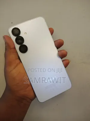 New Samsung Galaxy S25 128 GB Silver