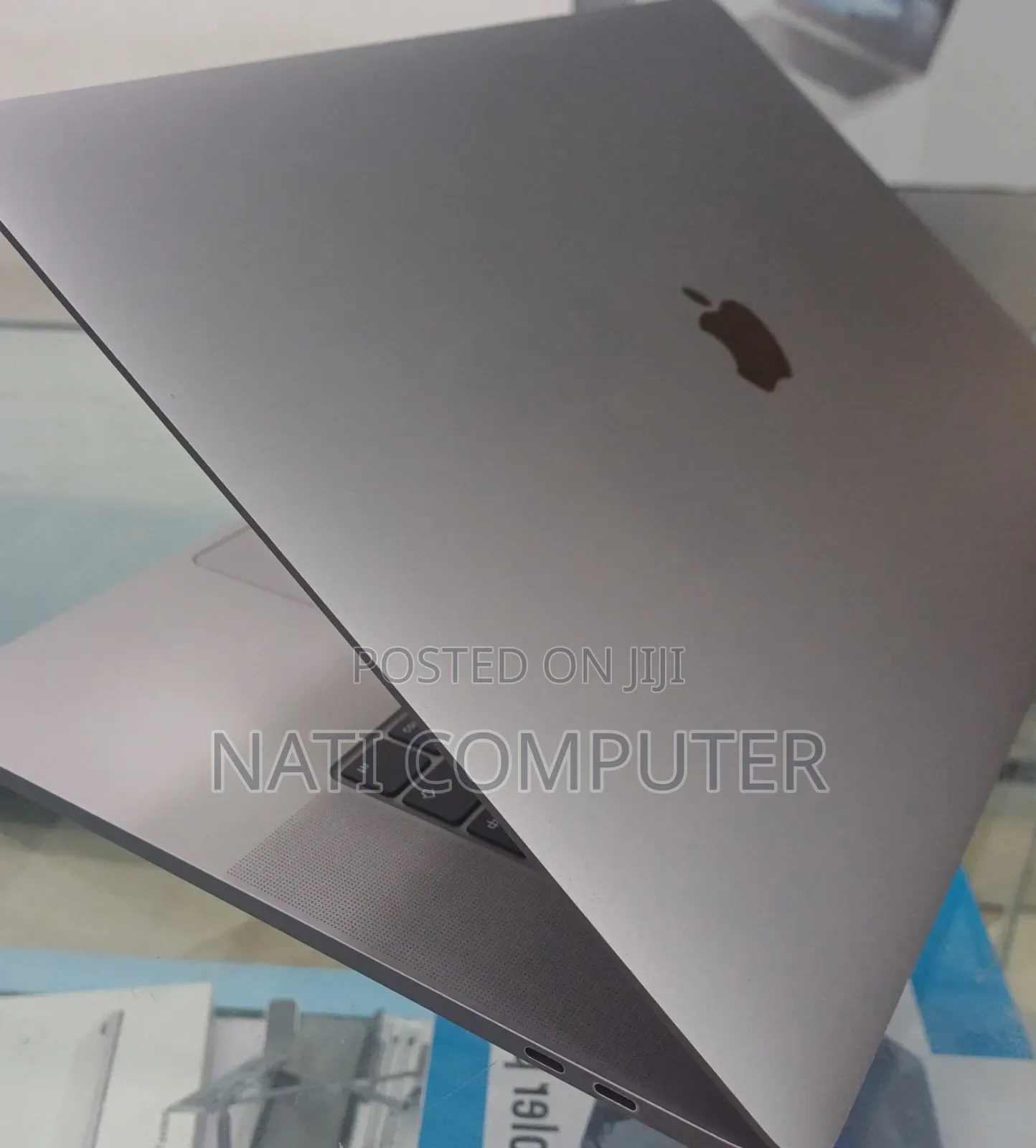 New Laptop Apple MacBook Pro 2019 32GB Intel Core I9 SSD 1T