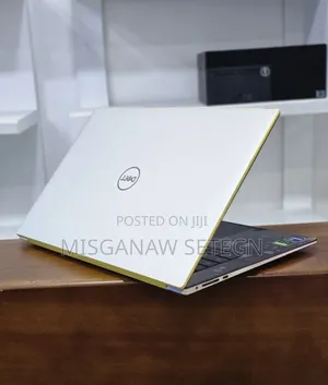 Photo - New Laptop Dell XPS 15 32GB Intel Core I9 SSD 1T